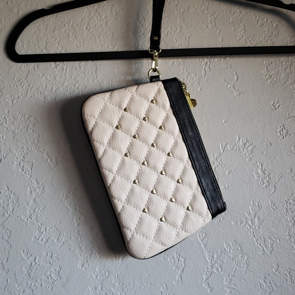 Betsy Johnson Wristlet - Picture 1 of 7